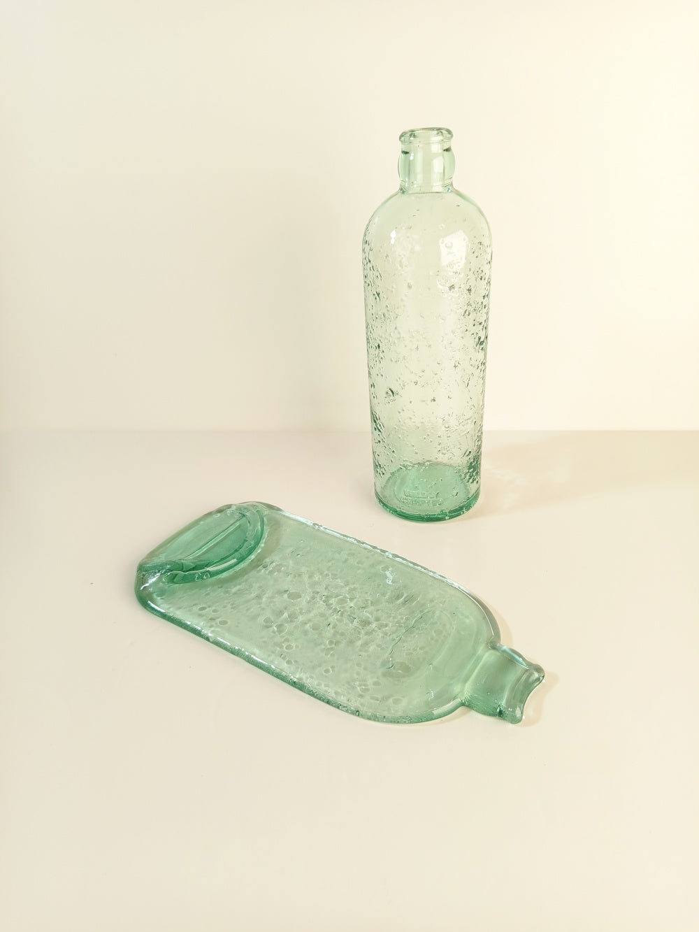 Repose-cuillère Artisanal Bouteille de liqueur en verre bullé