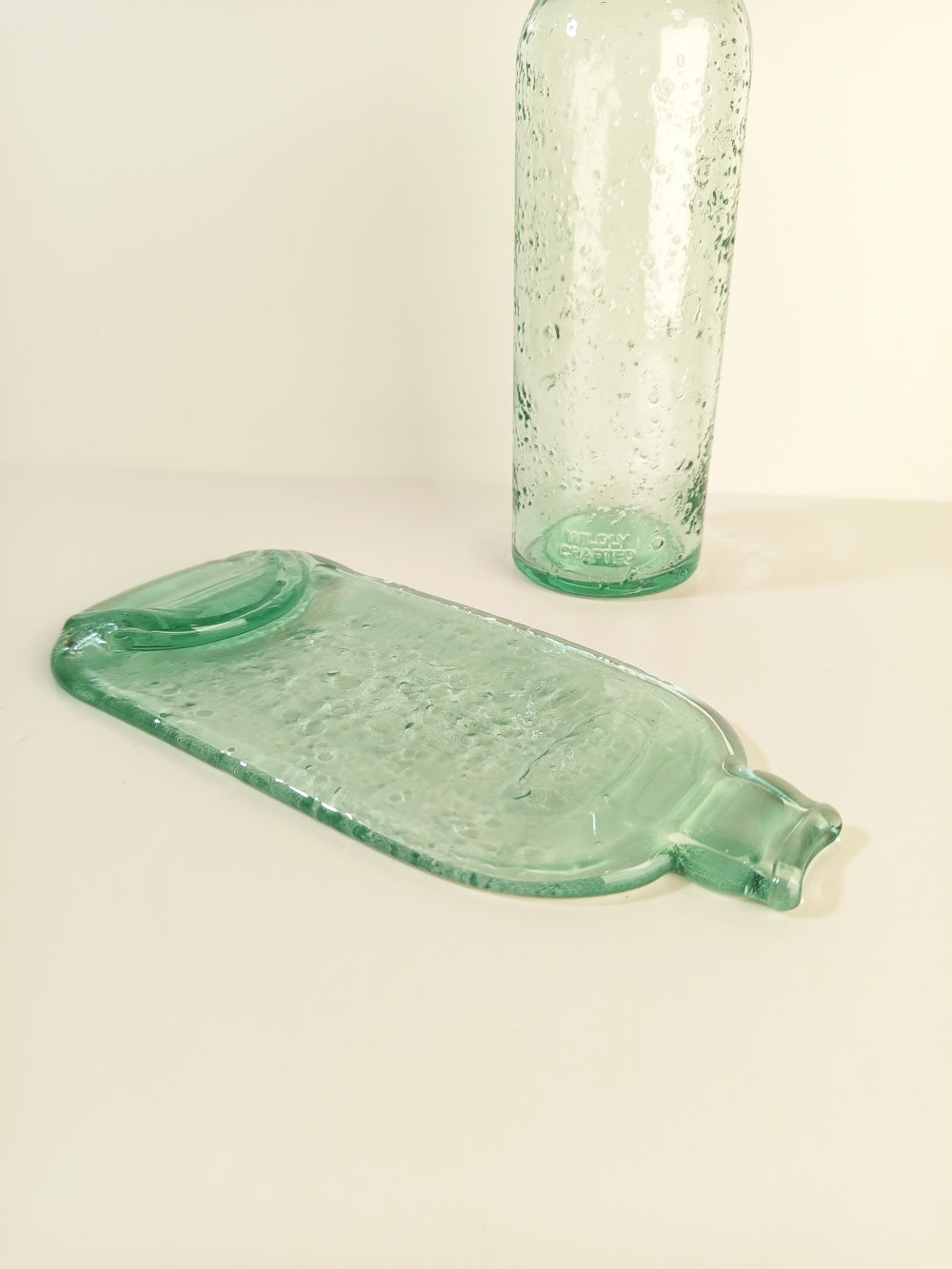 Repose-cuillère Artisanal Bouteille de liqueur en verre bullé