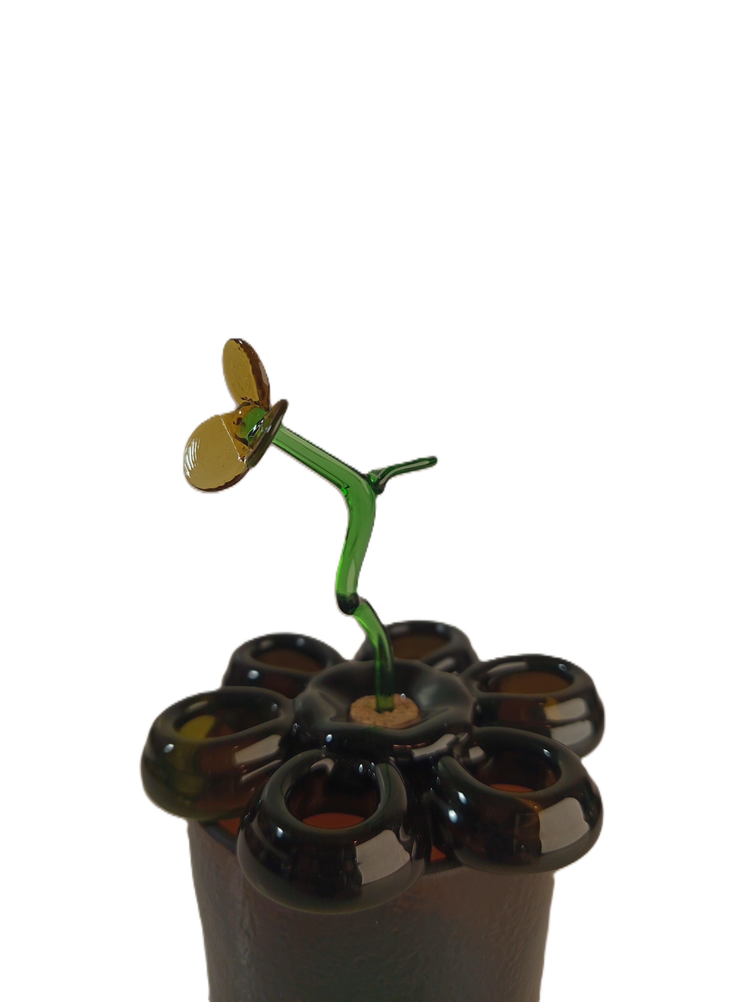 Pique-fleur artisanal en verre recyclé  orné d'une fleur en verre en son centre - Organisez vos bouquets avec élégance